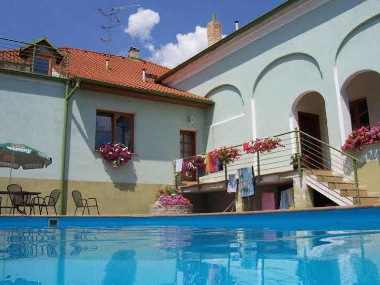 Penzion Barina Dolní Dunajovice Εξωτερικό φωτογραφία